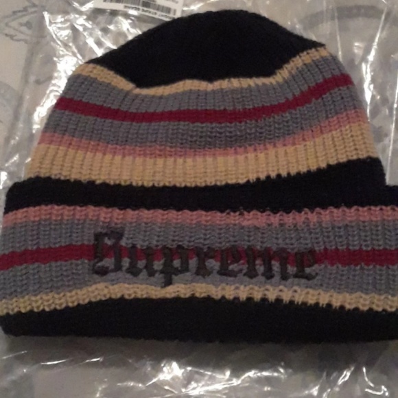 Supreme Accessories - Supreme beanie